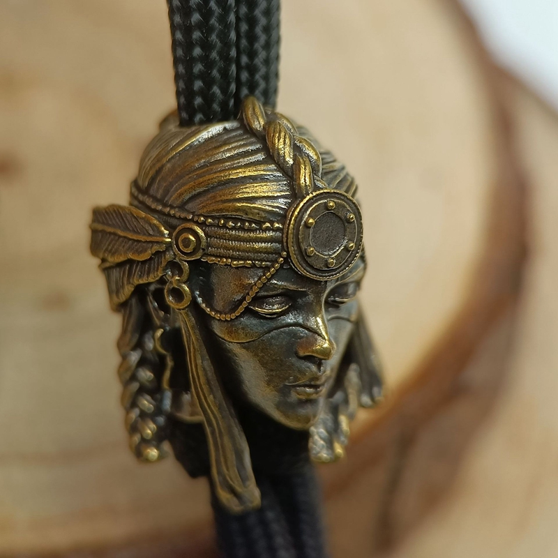 Tribe Guerriero femminile Colt - Paracord Survival Bracelet recensione e prezzo